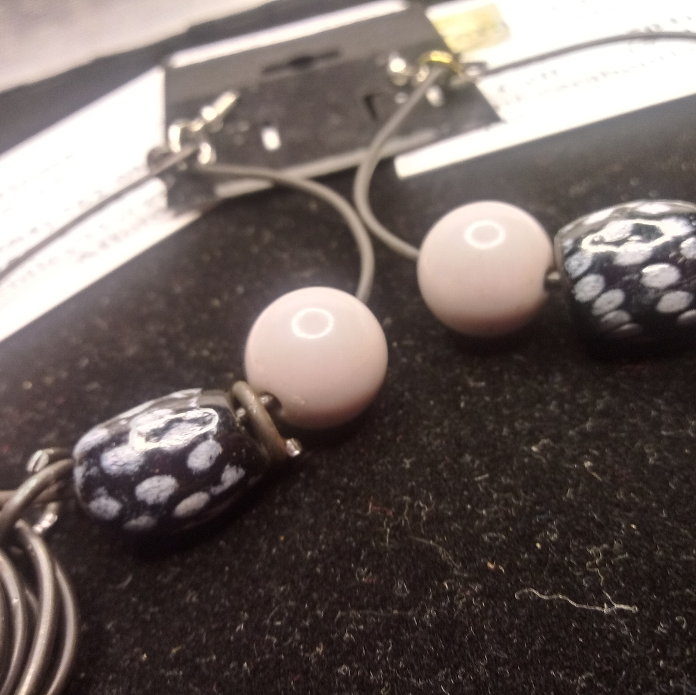 Jewelry - Picture 3 of 8